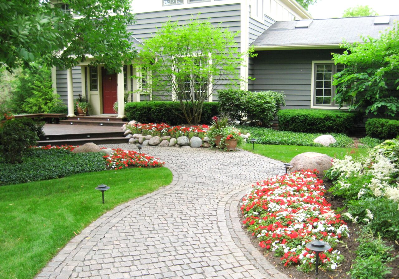 Landscape Maintenance & Snow Removal in Lake County, IL | Countryside